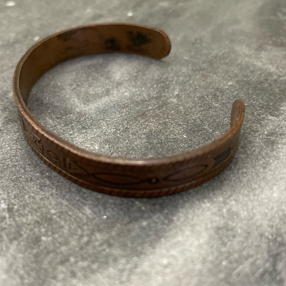 Vintage Solid Copper Thunderbird Cuff Bracelet - image 5